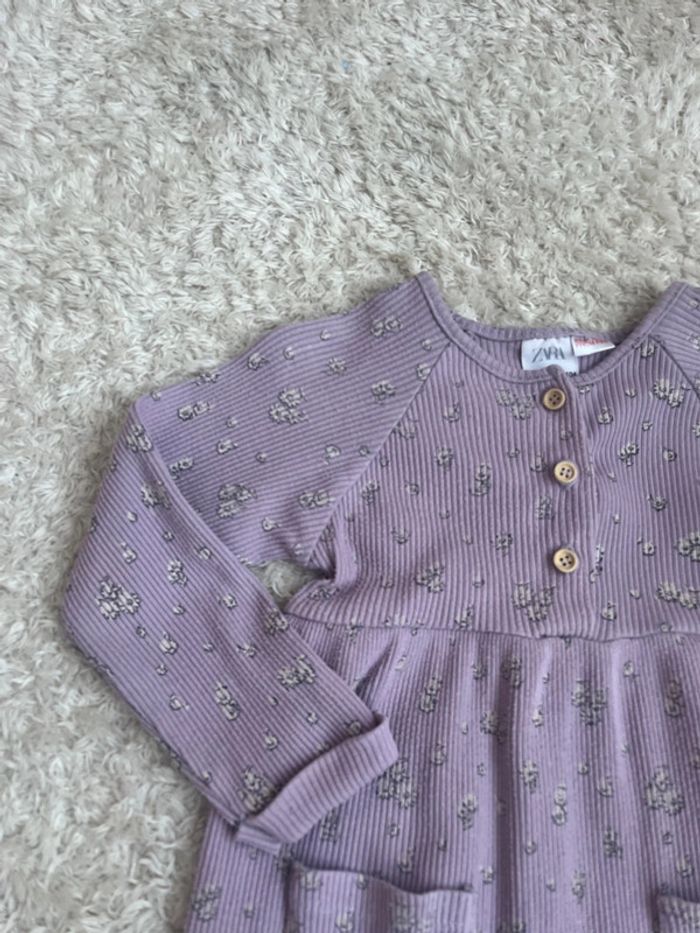 Magnifique robe Zara, 4 ans violet pastel 💜 - photo numéro 2