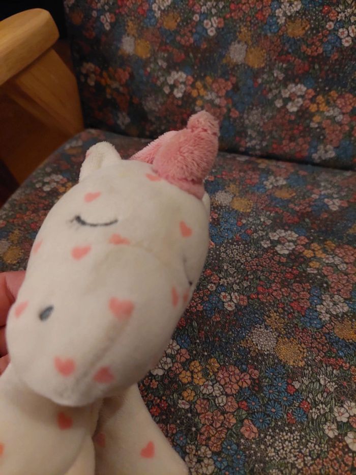 Action - doudou licorne blanche - photo numéro 4