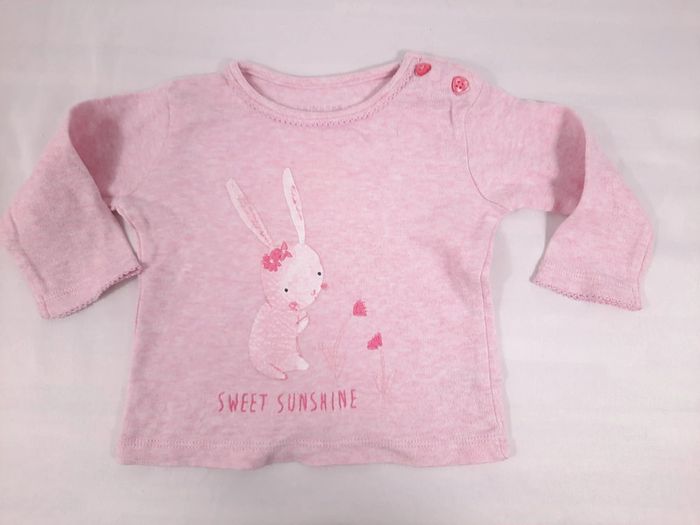 Tee shirt manches longues, primark, 1 mois