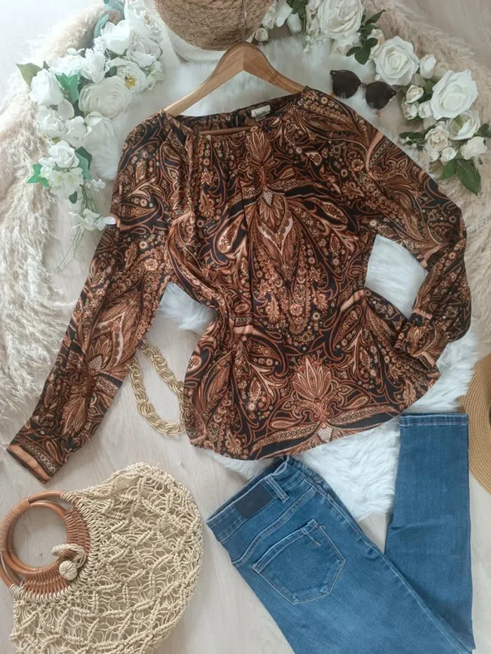 Jolie haut H&M taille 44