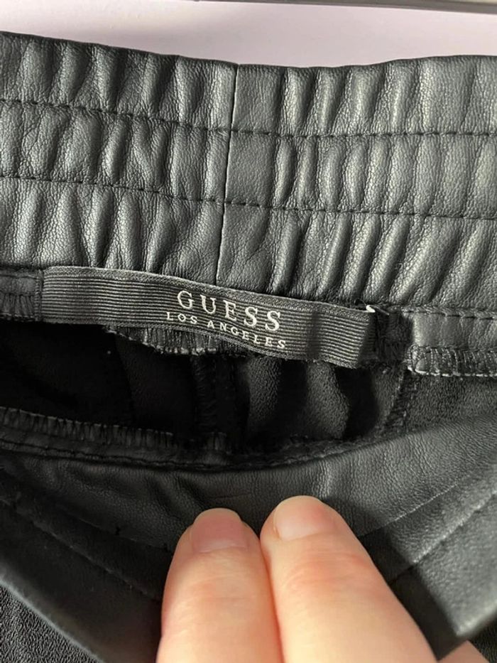 Superbe pantalon noir fluide Guess - photo numéro 3