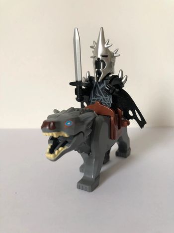 Figurine type lego Roi d’Angmar sur Warg