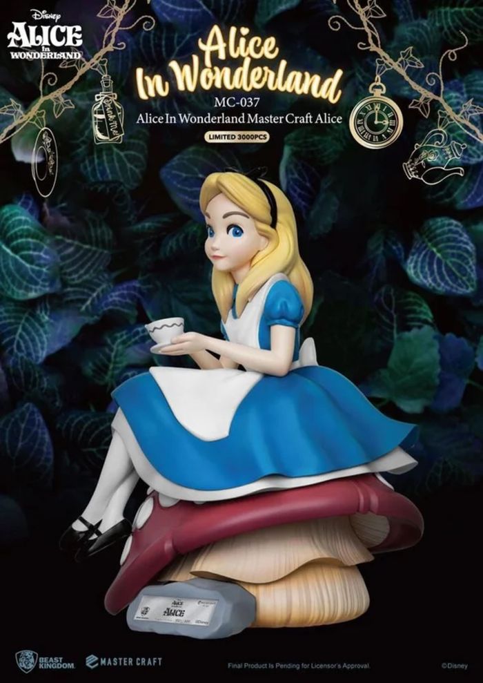 DISNEY - Alice - Statuette Master Craft 36cm