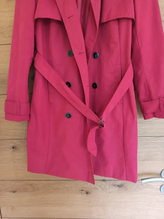 Trench rouge neuf - photo numéro 3