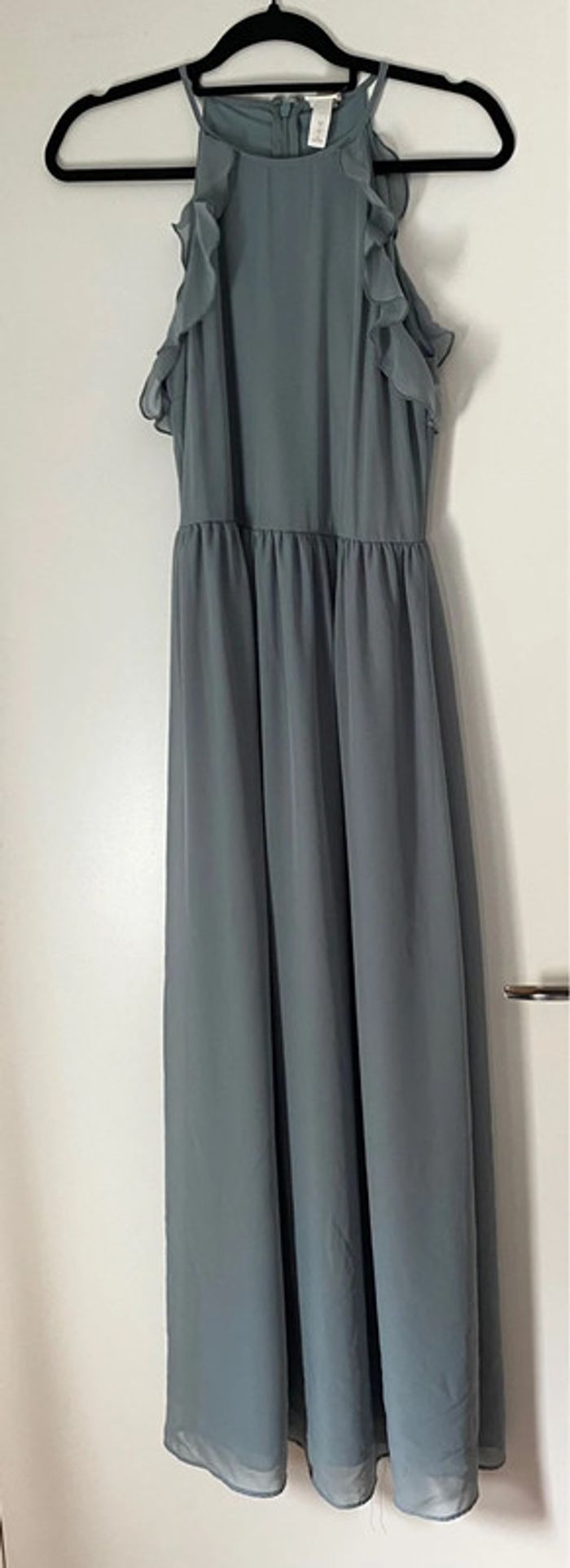 Robe Longue Avec Volant Taille S-M - photo numéro 3