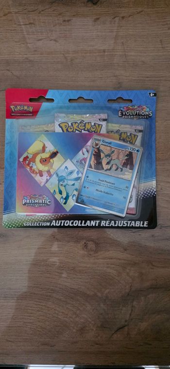 Tripack Pokemon EV8.5 Evolution Prismatiques Aquali Neuf