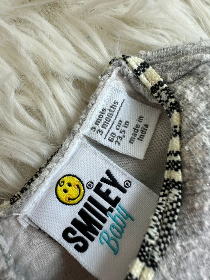 🌟 Robe grise Smiley Baby – Taille 3 mois - photo numéro 5