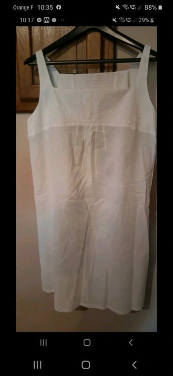 Robe légère cyrillus taille 3