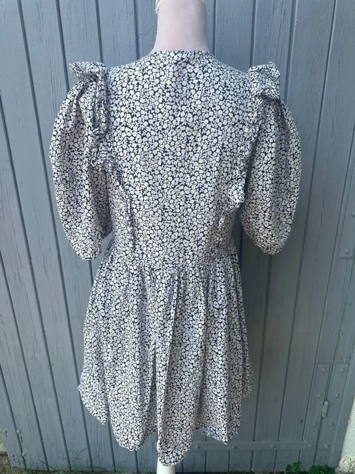 Robe d’été manches courtes bouffantes fleuri 34/XS H&M - photo numéro 4