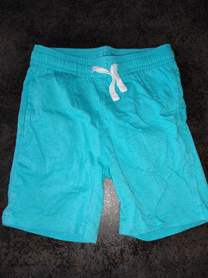 Short turquoise