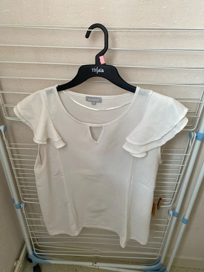 TEE shirt