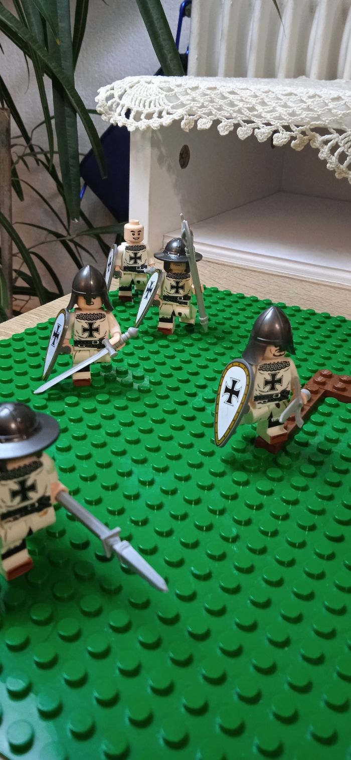 Figurines chevaliers - photo numéro 3