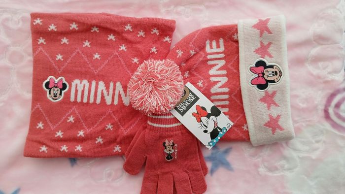 Ensemble bonnet snood gants Minnie