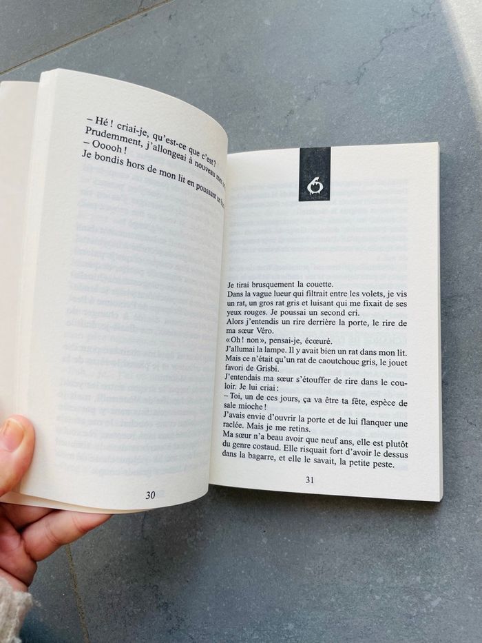 Livre vintage chaire de poule méfiez vous des abeilles - photo numéro 3