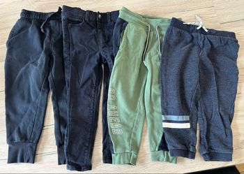 Lot de 4 pantalons garçon taille 3 ans