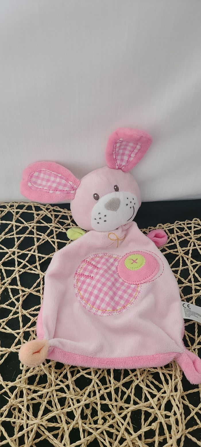 Doudou Lapin Plat Rose Rond Carreau NICOTOY SIMBA TOYS
