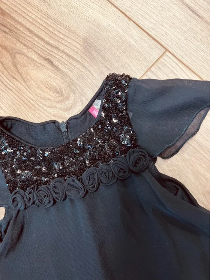 Taille 2 ans robe de fête fille orchestra noire * sequins voile * 🩷 - photo numéro 3