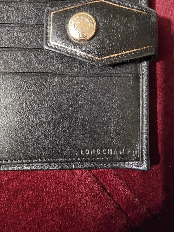 Portefeuille Longchamp en Cuir Noir - Élégant & Intemporel - Très Bon État - photo numéro 4