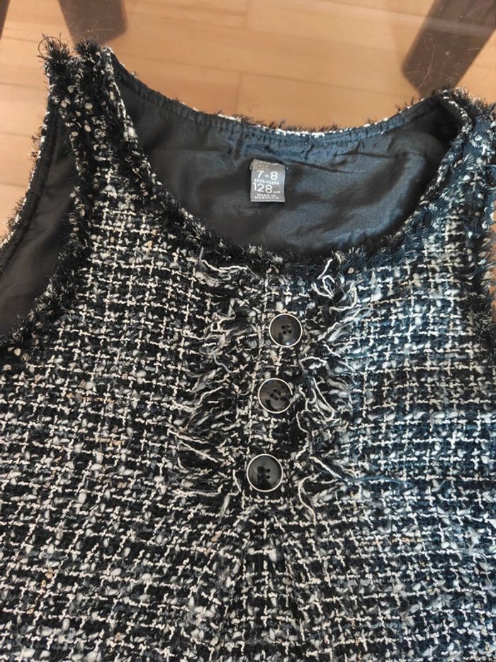 Robe Zara taille 7/8 ans - photo numéro 4