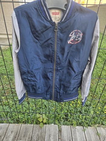 Blouson Levi's taille 12 ans