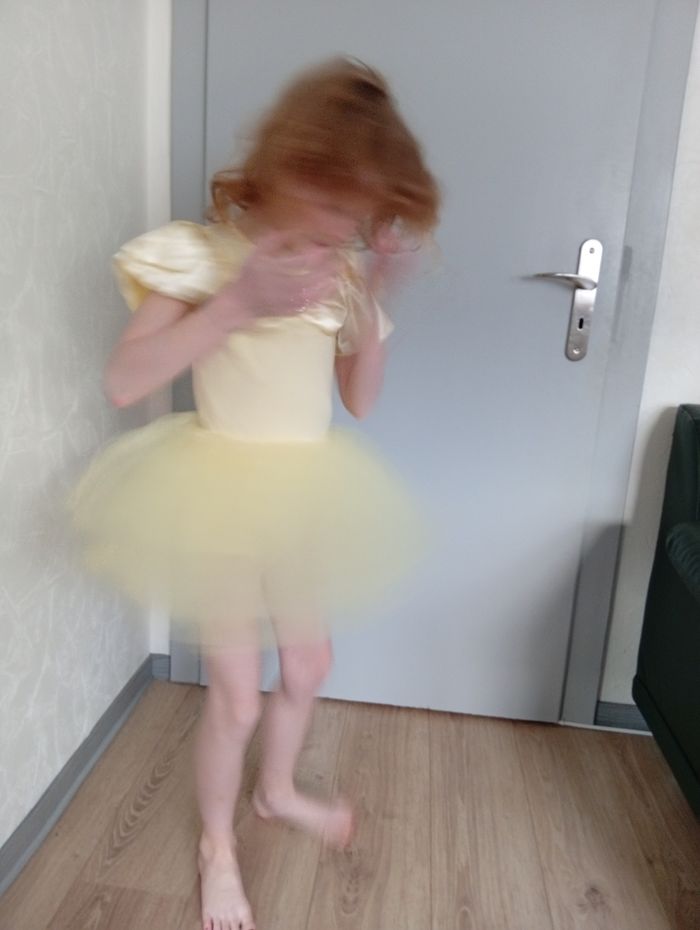 Tutu jaune 8ans - photo numéro 9