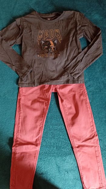 Ensemble pantalon + t-shirt manches longues