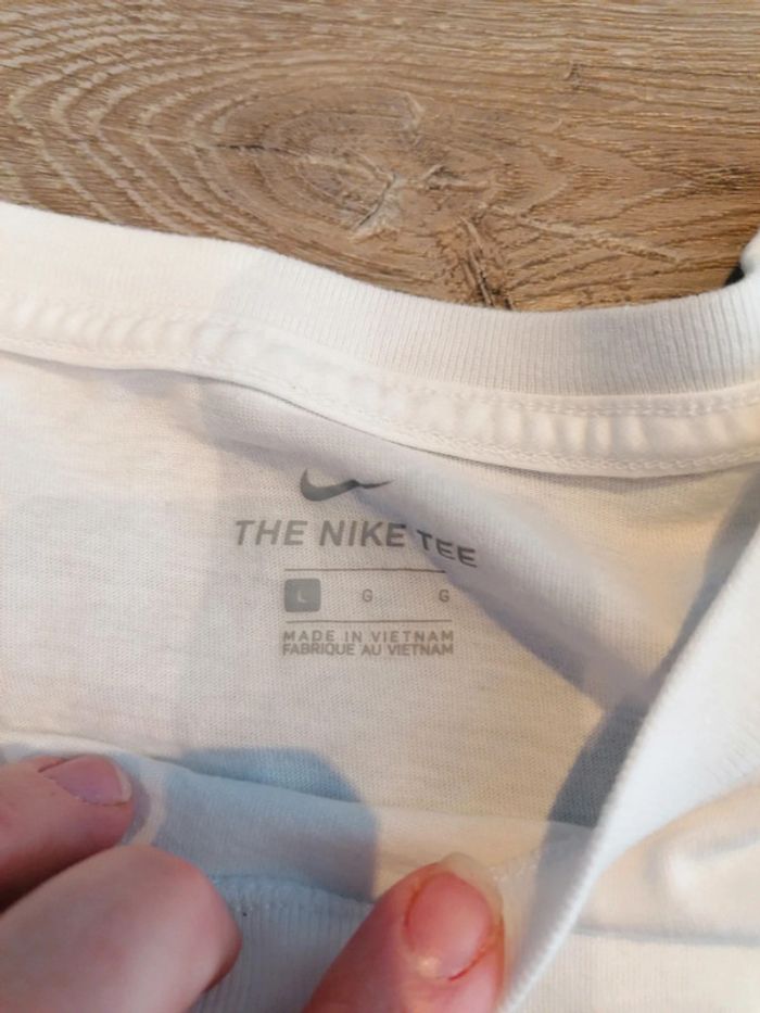 Tee shirt Nike - photo numéro 3