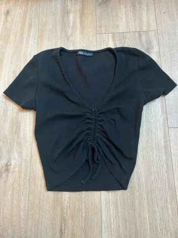 T-shirt noir crop top côtelé