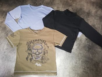 lot de t'shirts 8ans / 10ans