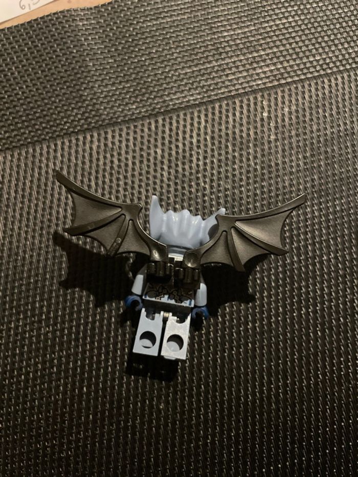 Lego Chima minifigure mini figurine Blista loc057 tribu chauves souris 70134 70137 officiel - photo numéro 2