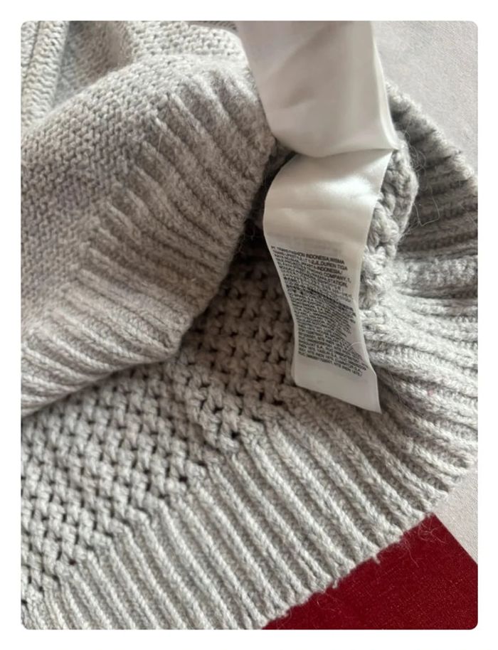Pull Torsadé Tommy Hilfiger taille L gris motif broderie - photo numéro 13