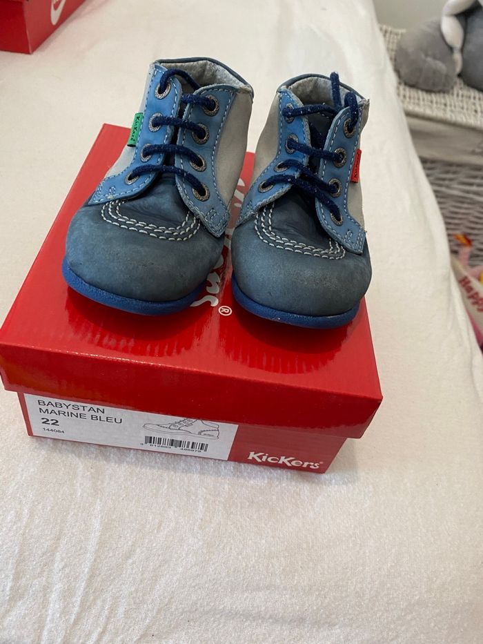 Chaussures kickers pointure 22 - photo numéro 2