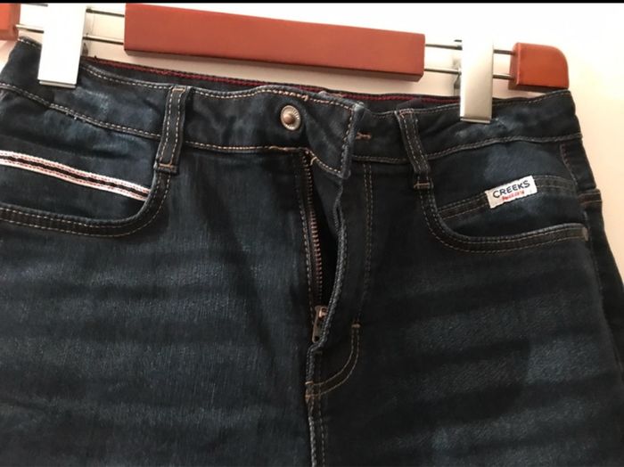 garçon jean taille 12 ans marque creeks se resserre à la taille boutons et élastiques brut délavé - photo numéro 3