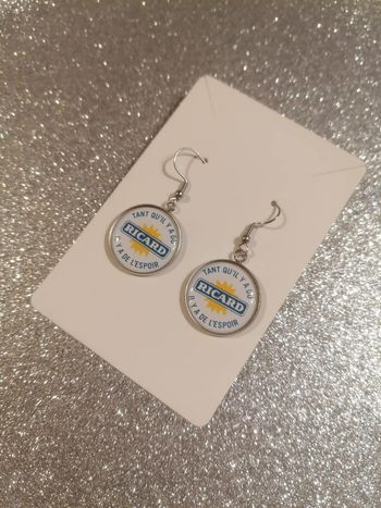 Boucle d'oreille Ricard