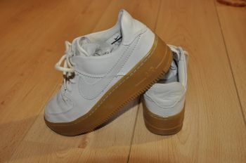Nike air force plateforme cuir ivoire t.36,5/ UK 3.5