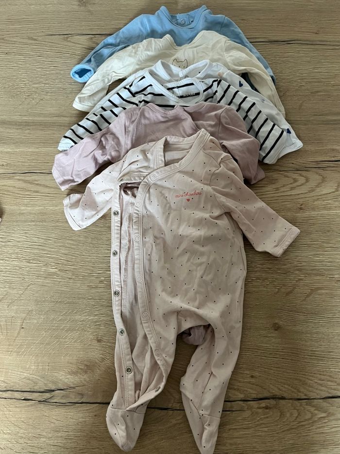 Lots de 8 pyjamas - photo numéro 3