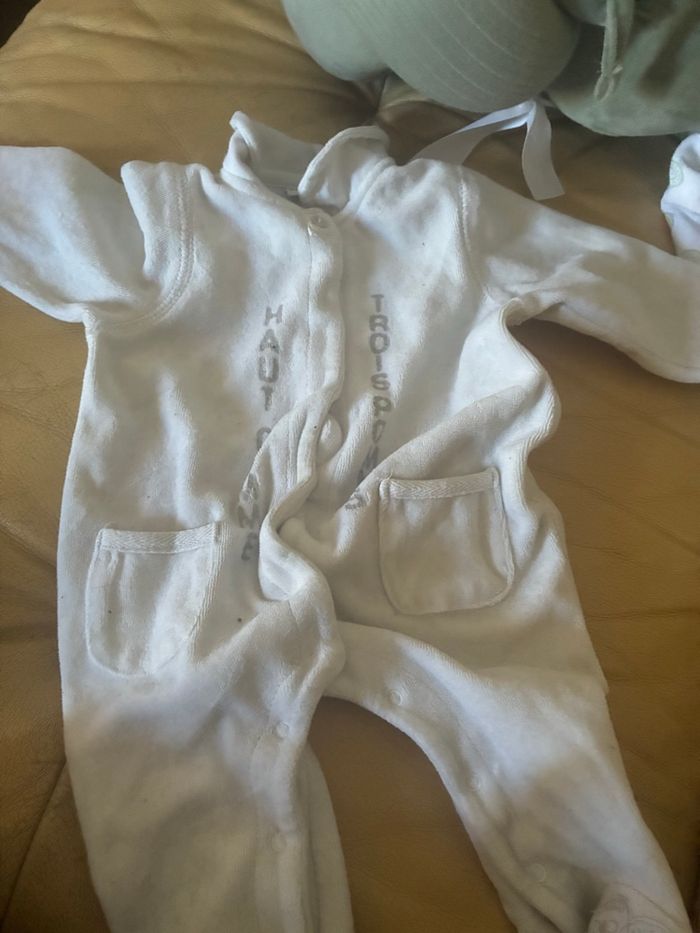 Adorable pyjama velours 3 mois "3 pomme – Écru – Fille/Mixte - photo numéro 2