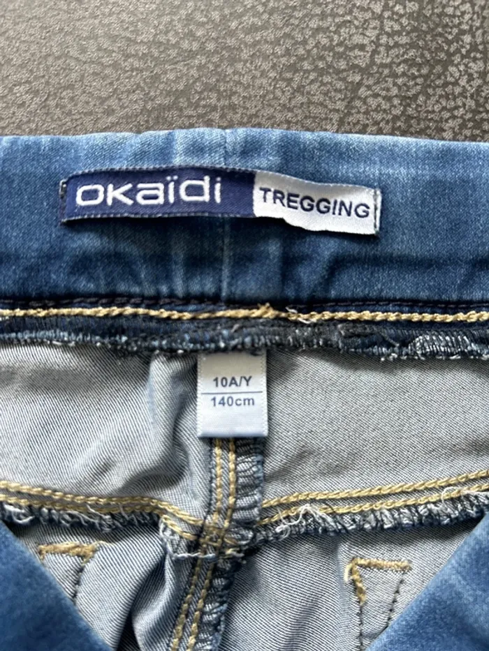 Jean taille 10ans - photo numéro 2