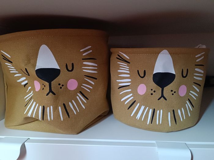Panières lions