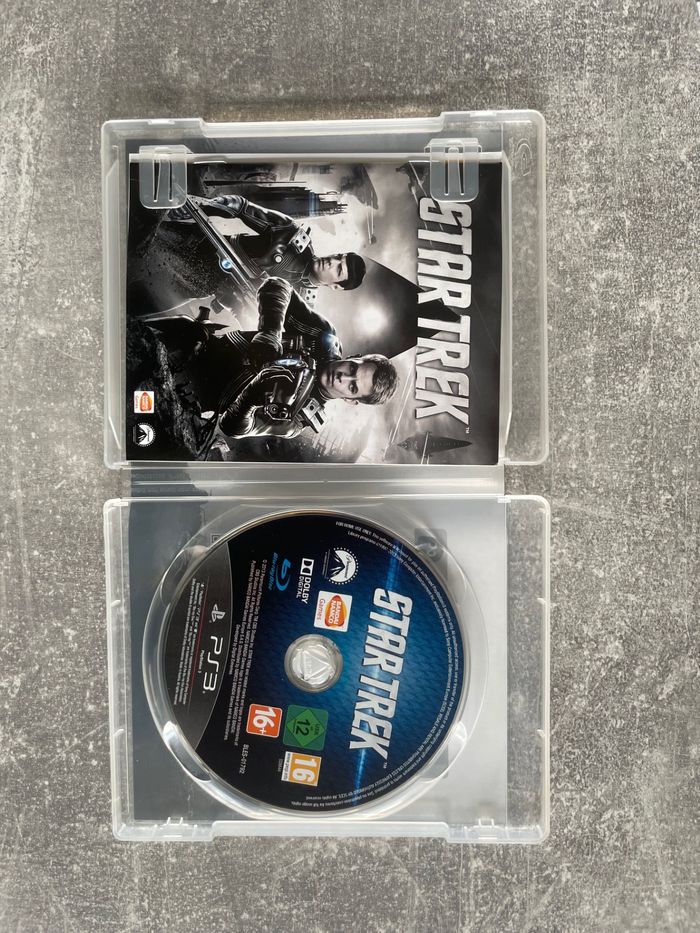 Jeu pour Sony PS3, Star trek en français. - photo numéro 2