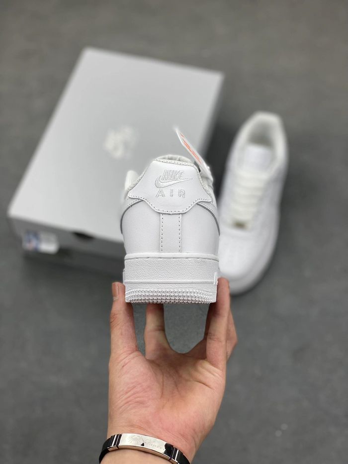 Nike Air Force 1 Low '07 White (armée de l'air blanche)42 - photo numéro 5