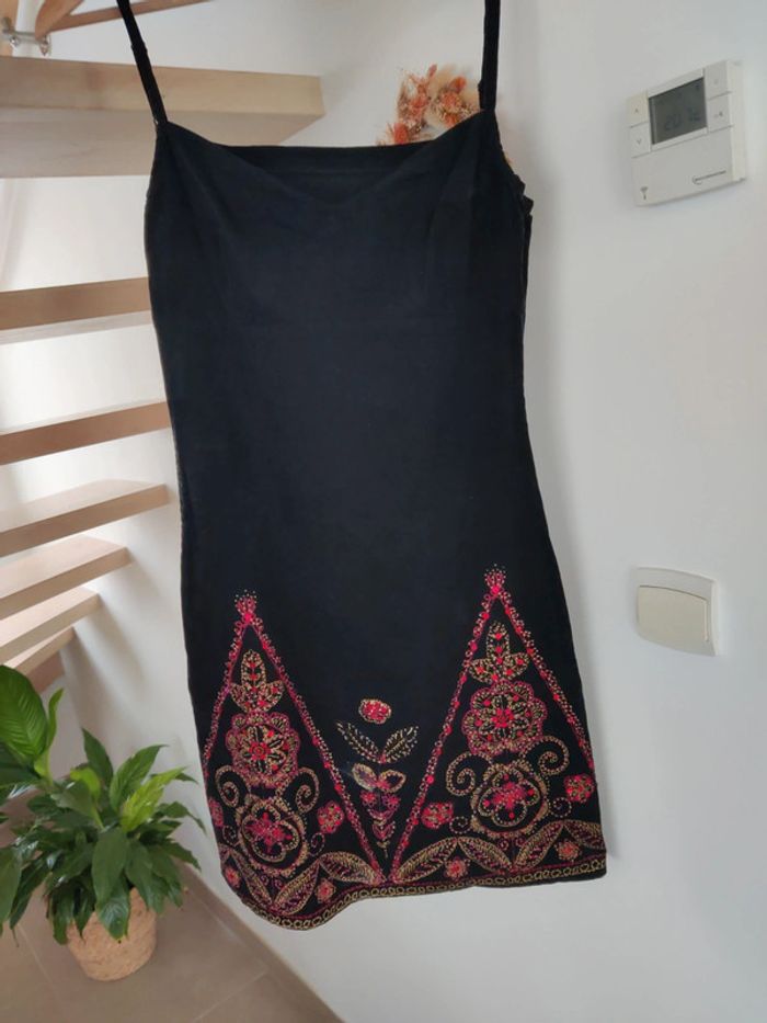 Robe en velours - photo numéro 4