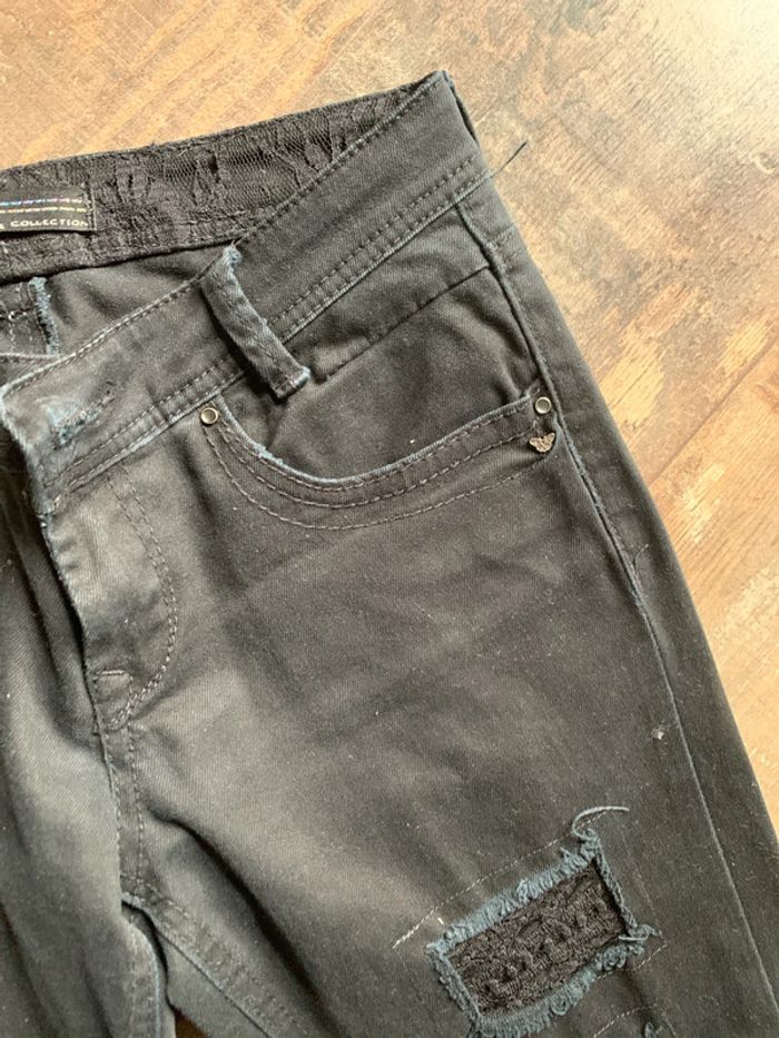 Jeans noir troués jolies poches arrière - photo numéro 5