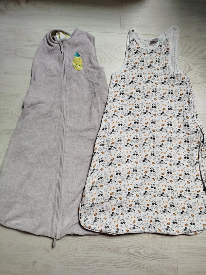 2 gigoteuses taille 2