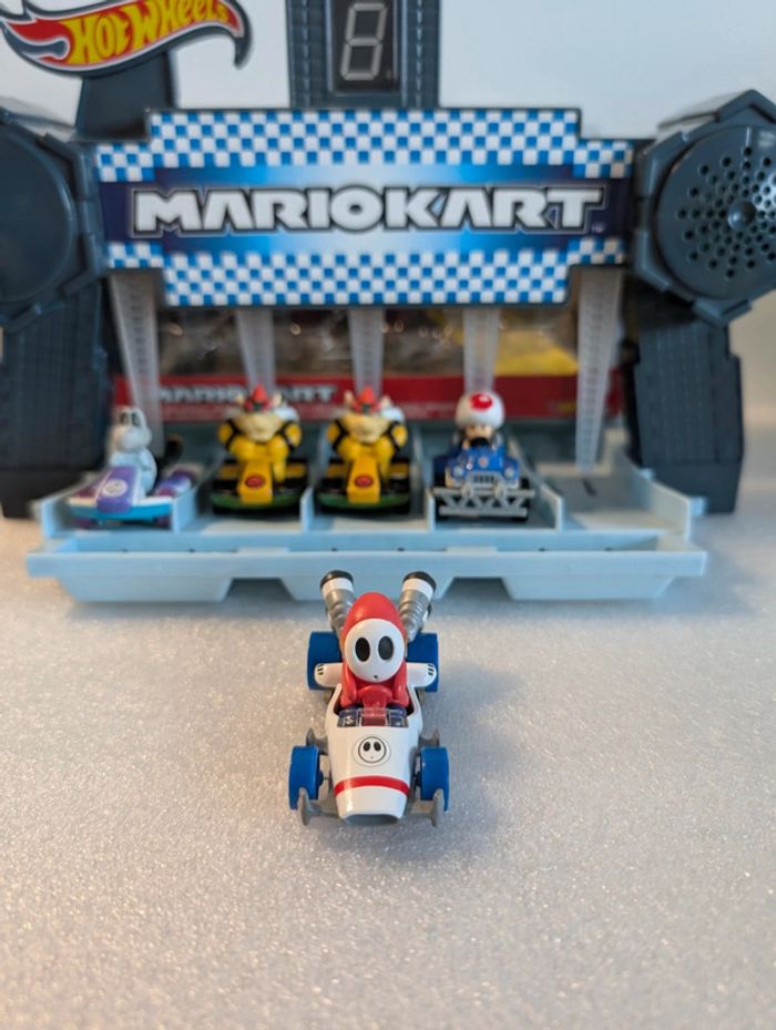 Hotwheels Mario Kart Maskass
