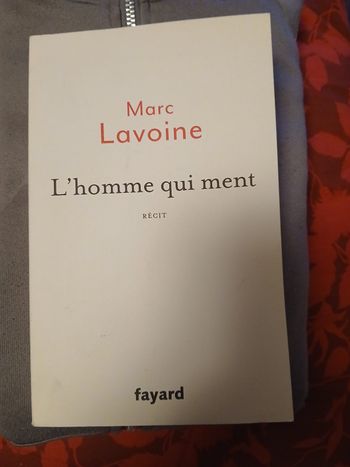 Livre Marc Lavoine l’homme qui ment