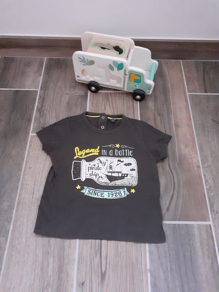 Tee-shirt