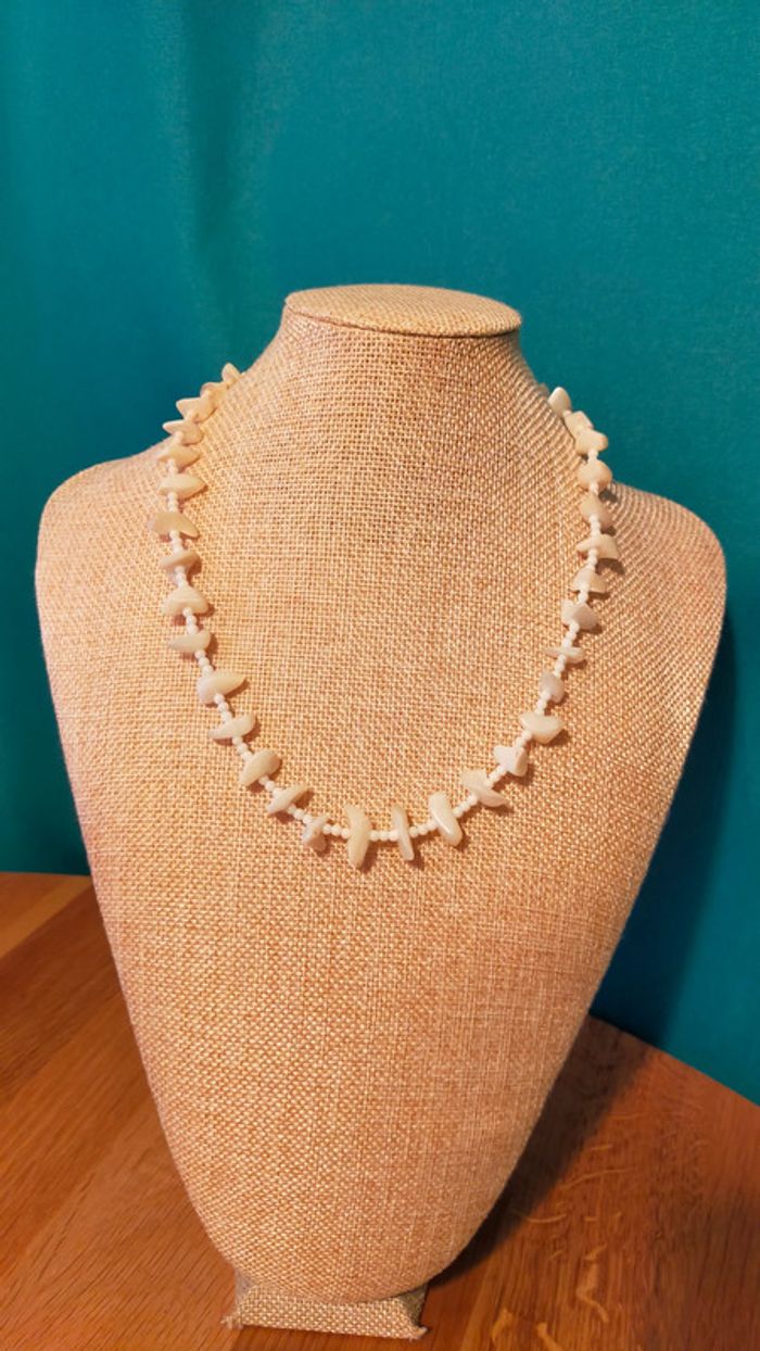 ollier vintage en nacre véritable – Collection Terres d’Ailleurs - photo numéro 7