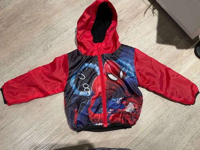 Coupe vent Spiderman