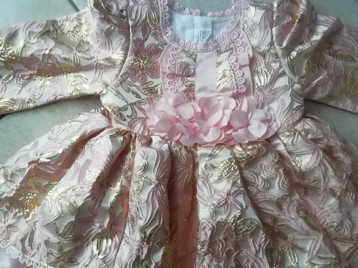 Robe de fêtes, Cérémonies, Mariages Taille 6 - 9 mois état neuve!! - photo numéro 2